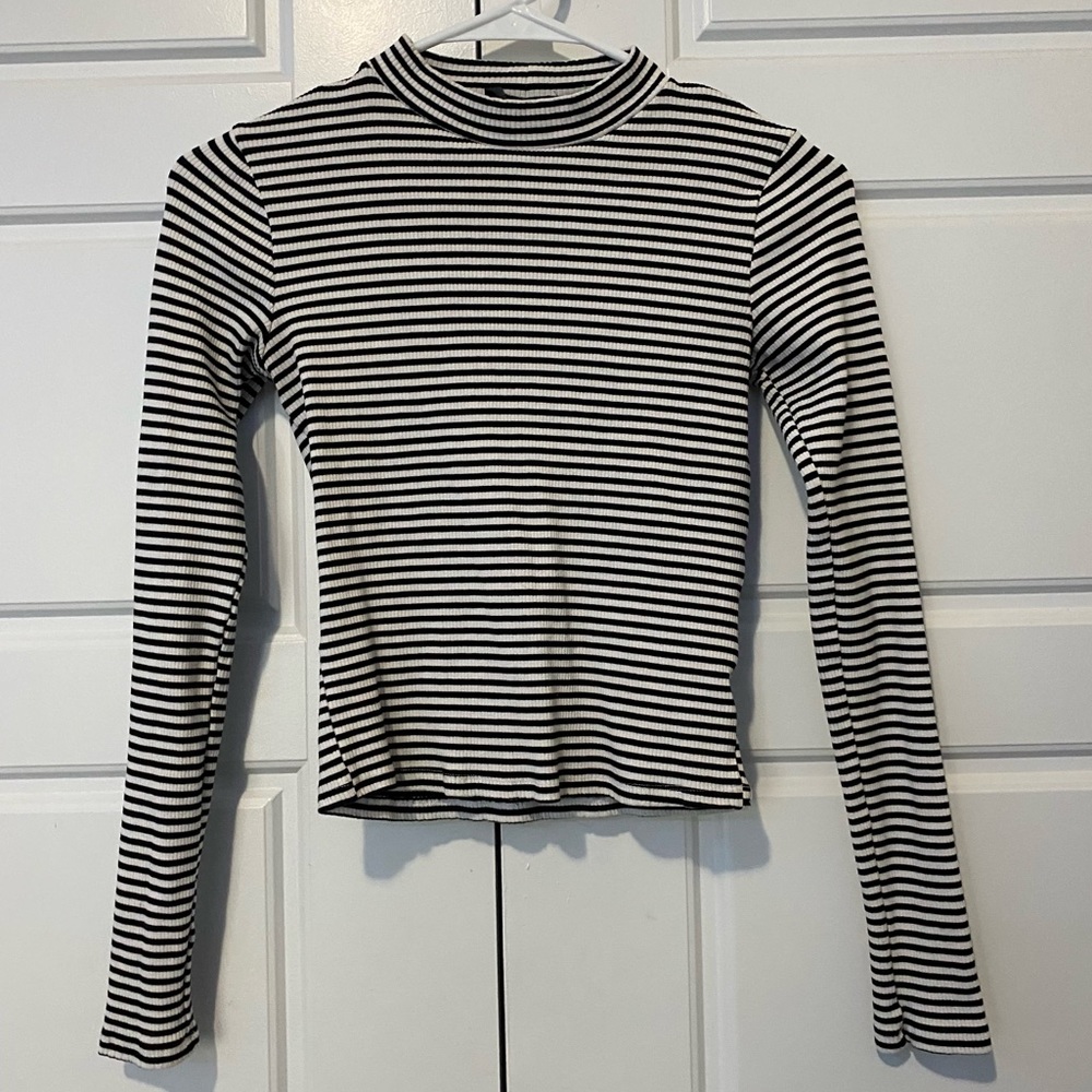 striped shirt